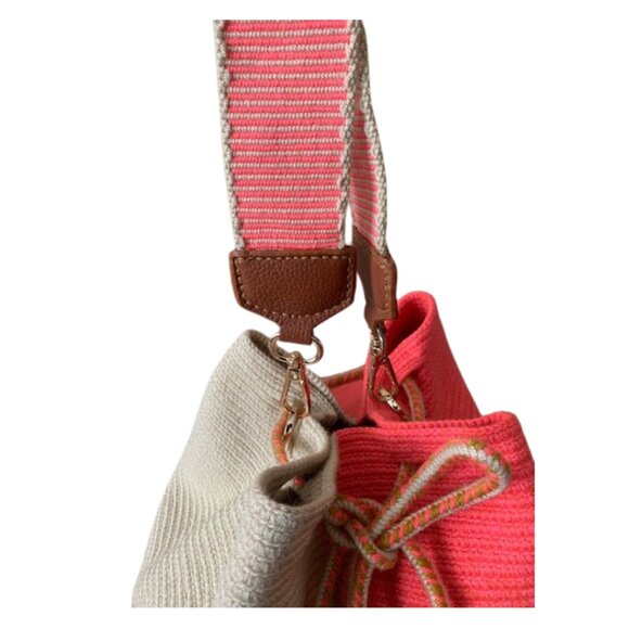 Original Colombian Wayuu Mochila Bucket Bag - Picture 3 of 7